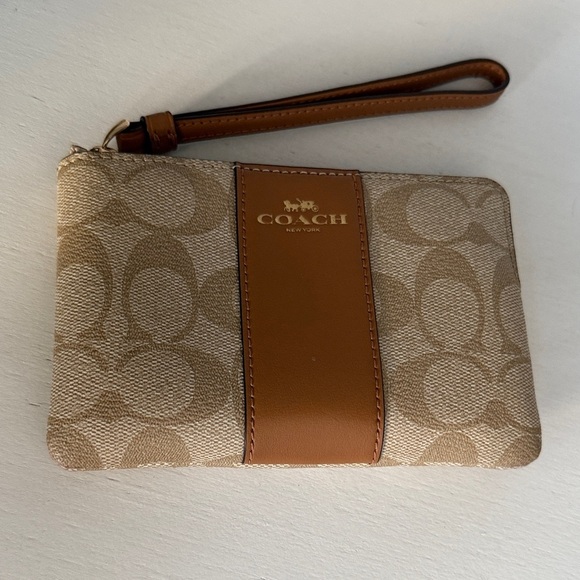 COACH Wristlet in Beige and Brown Leather Signature Logo - Picture 2 of 10